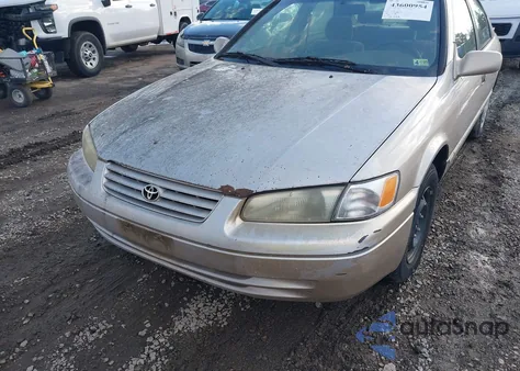 1998 Toyota Camry Le from USA, damaged, VIN 4T1BG22K6WU240147